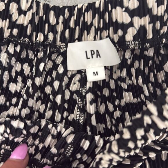 LPA Black and White Pattern Jumpsuit with Cut Out Middle - Size Medium LIKE NEW - Picture 2 of 4